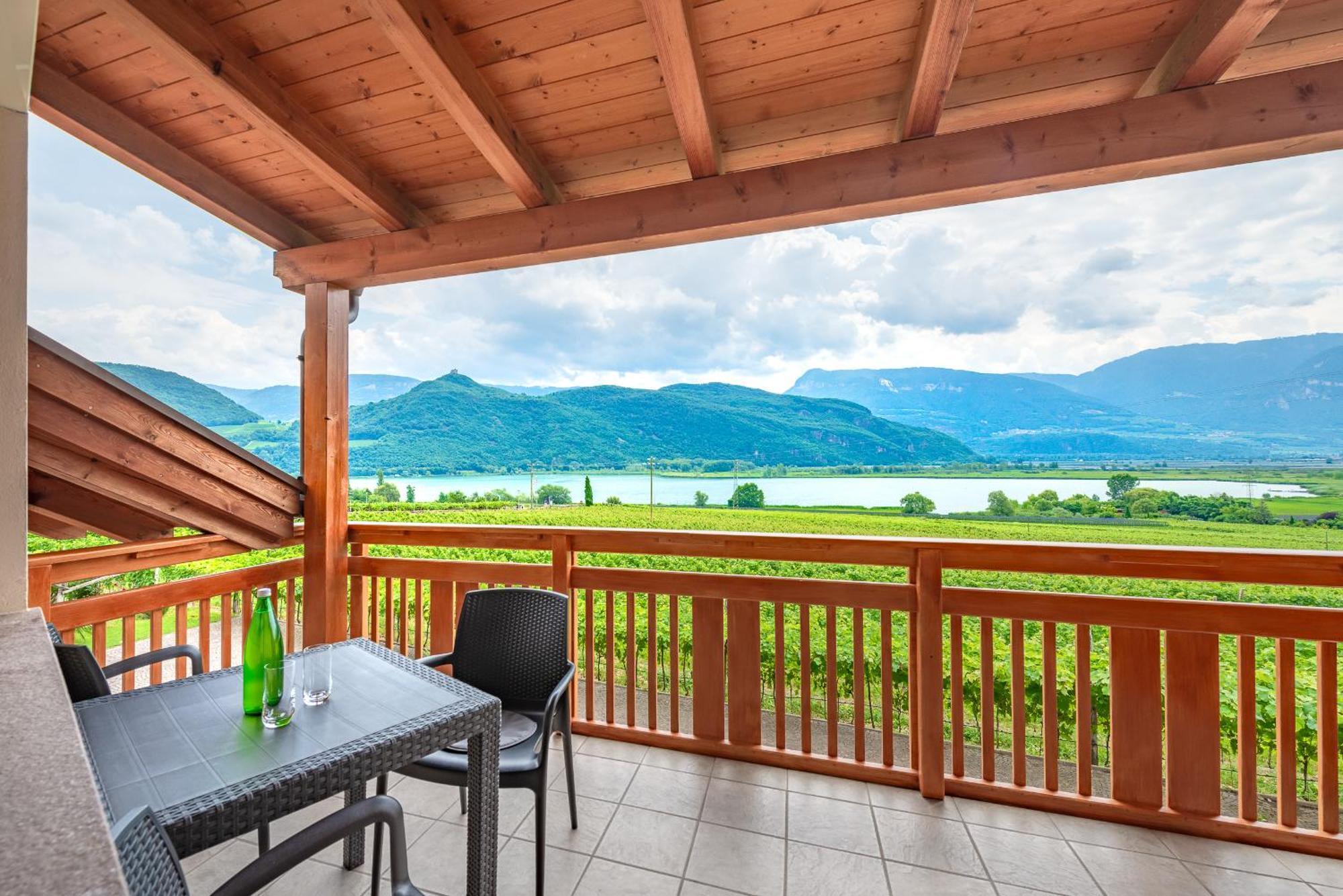 Weinhof Am See Caldaro Luaran gambar